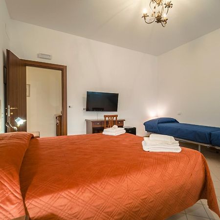 Il Vivaio Bed And Breakfast Santa Teresa Di Riva Exterior foto
